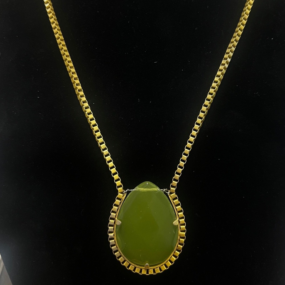 Vtg Mid Century Modern‎ Green Glass Pear Pendant Gold Tone Box Chain Necklace